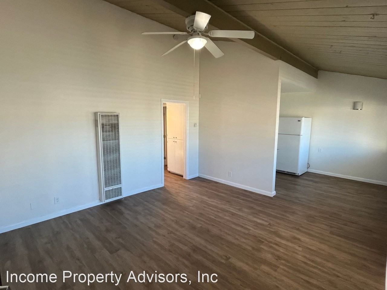 4141 Wabash Avenue - Photo 2 of 11