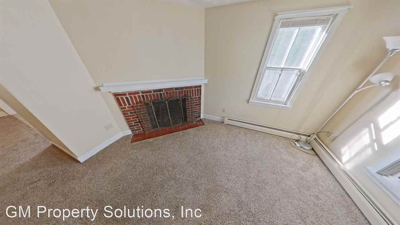 318 E High St - Photo 2 of 23