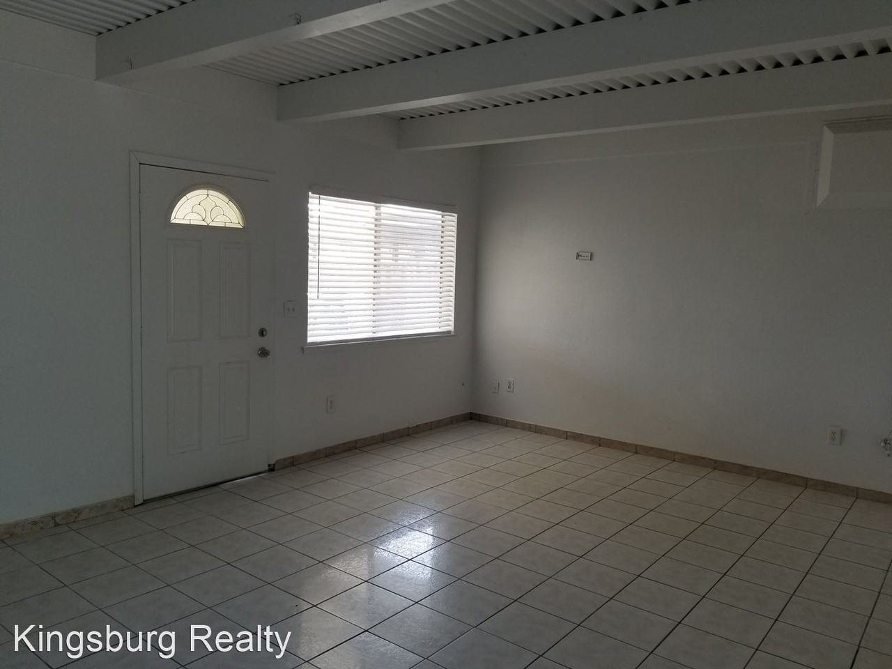 2534 Jackson St - Photo 2 of 8