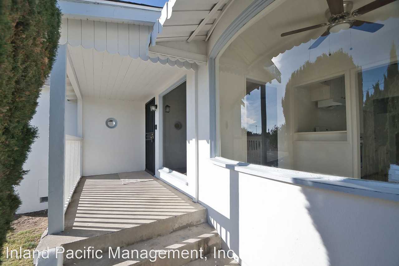 4559 W 171st St - Photo 2 of 16