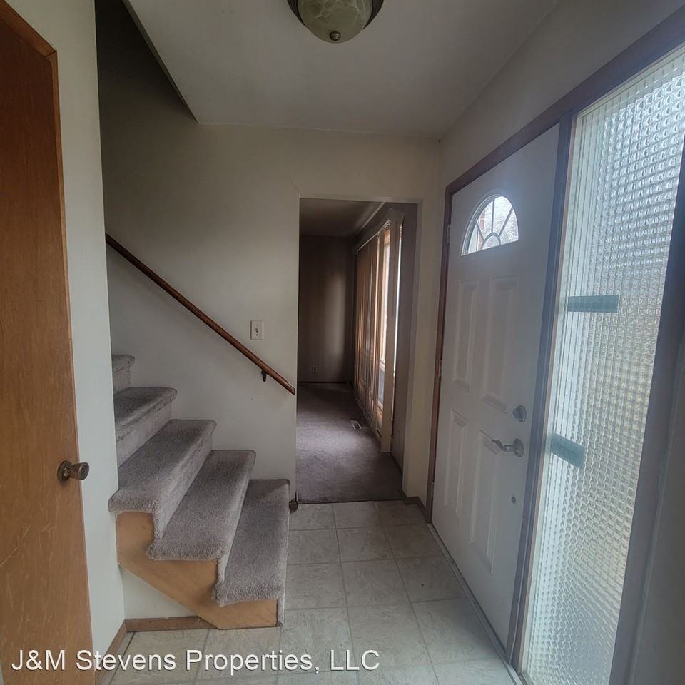 3619 Cheyenne Blvd - Photo 2 of 20