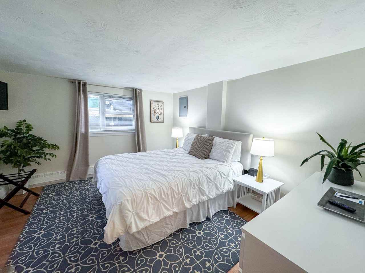 79 Chestnut St #2B - Photo 2 of 11