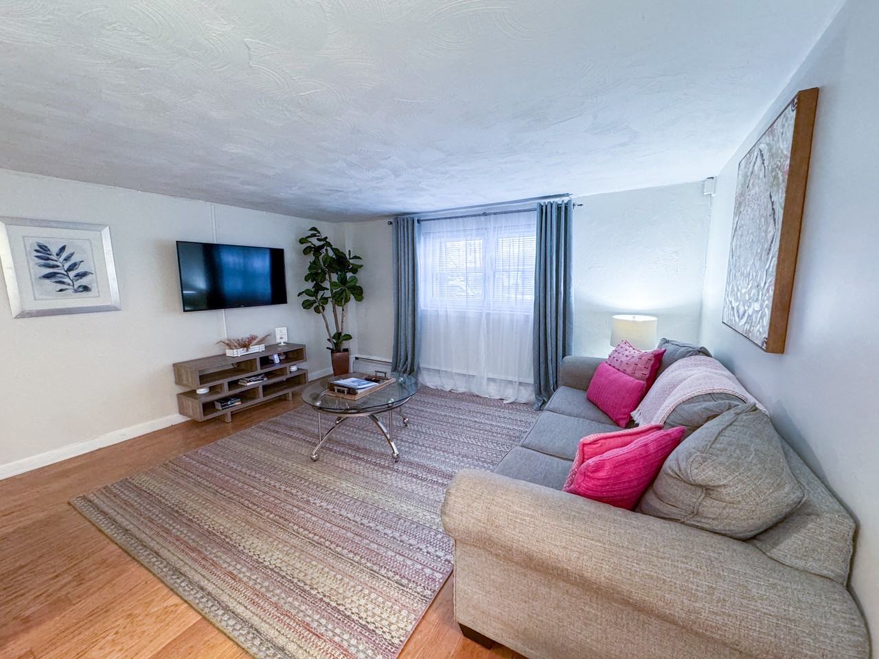 79 Chestnut St #2B - Photo 4 of 11