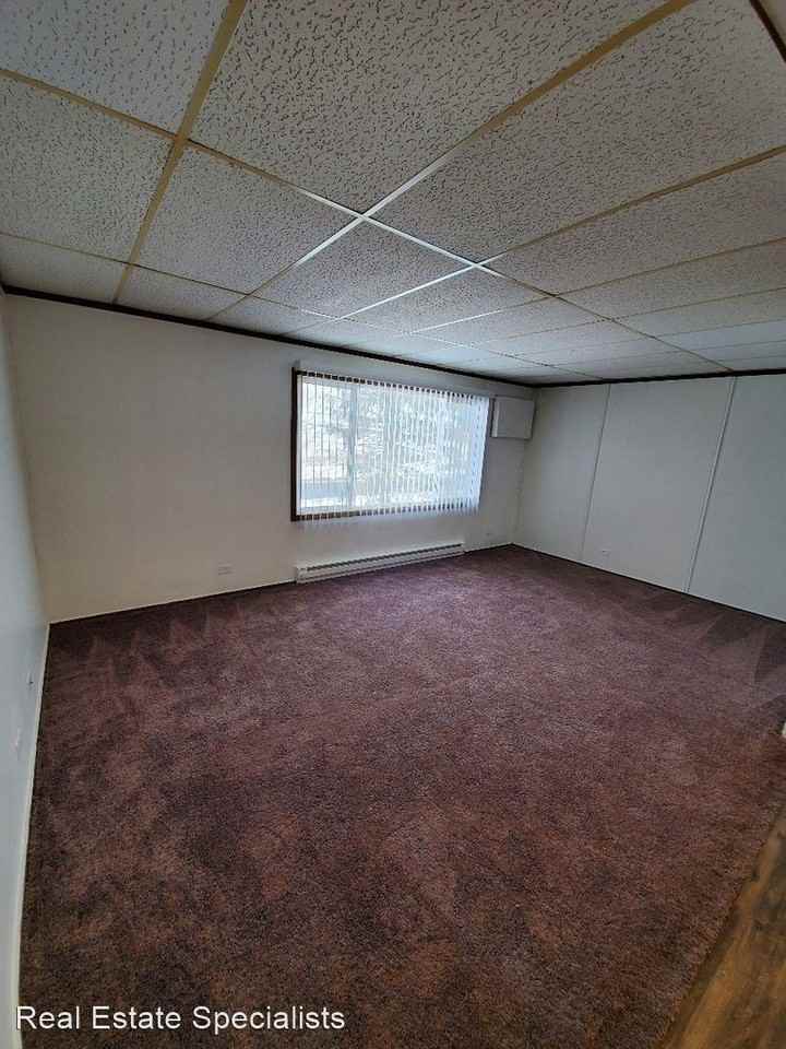 N8430-8440 North Street - Photo 3 of 5