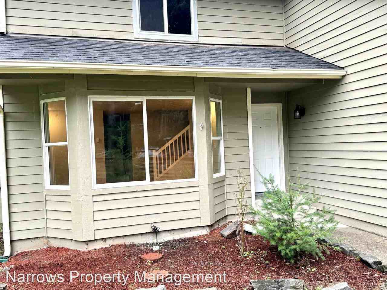 2311 48th St Nw - Photo 2 of 47