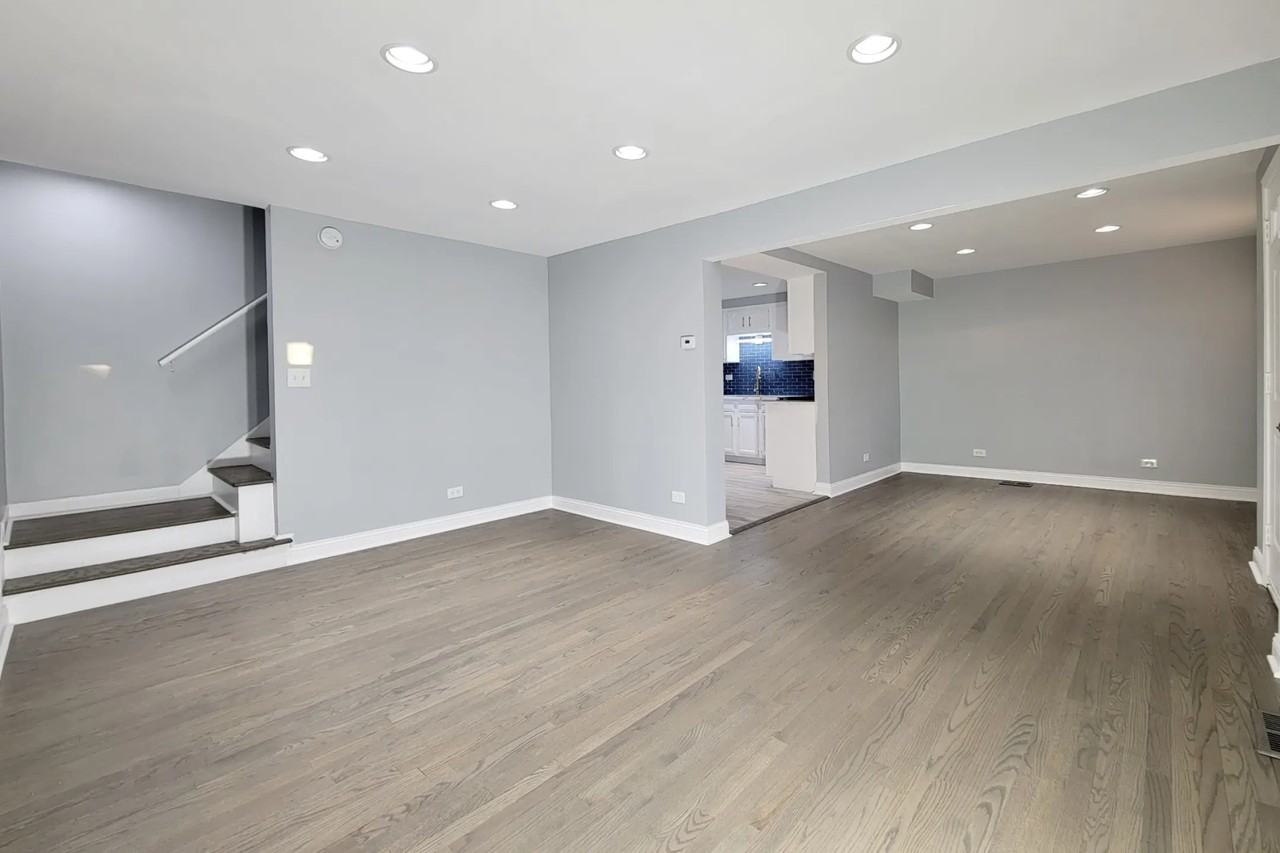 3721 S 58th Ave - Photo 2 of 8
