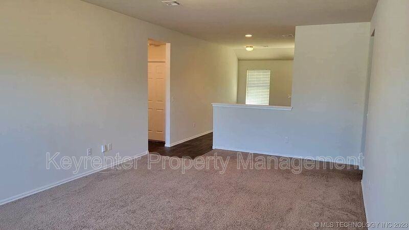 1209 Ironstone Dr - Photo 6 of 21