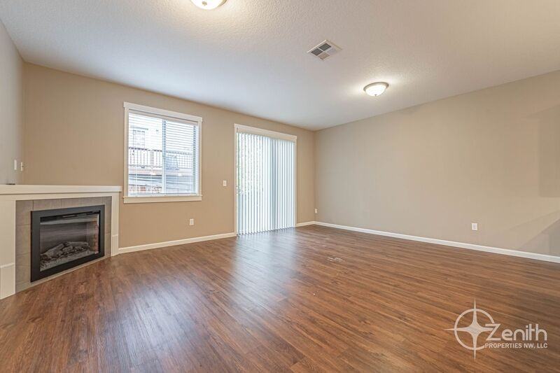 3307 Ne 43rd Pl - Photo 3 of 30