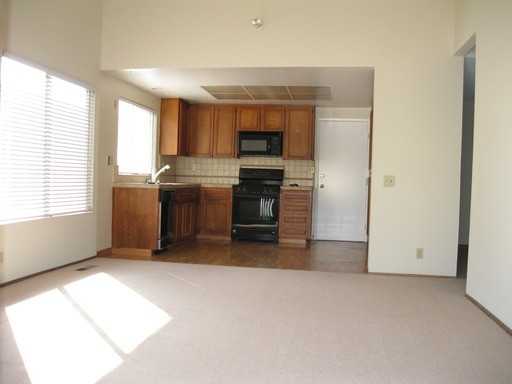 122 Casswell Ct - Photo 3 of 7