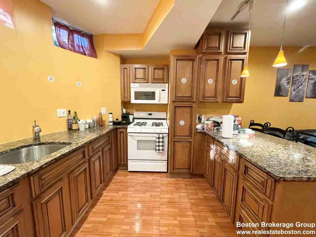 50 Saint Germain St #B - Photo 5 of 8