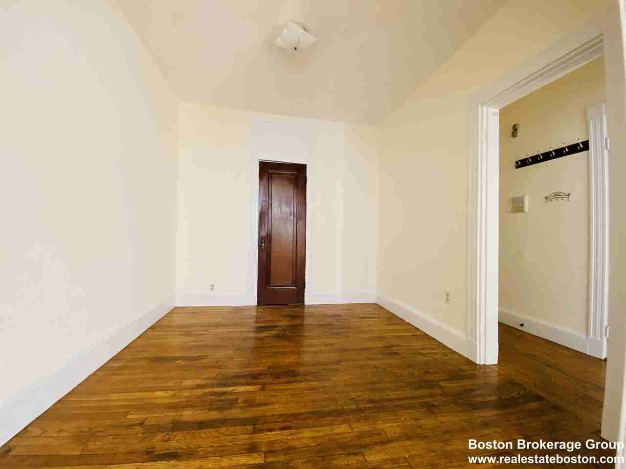 50 Saint Germain St #1 - Photo 4 of 10