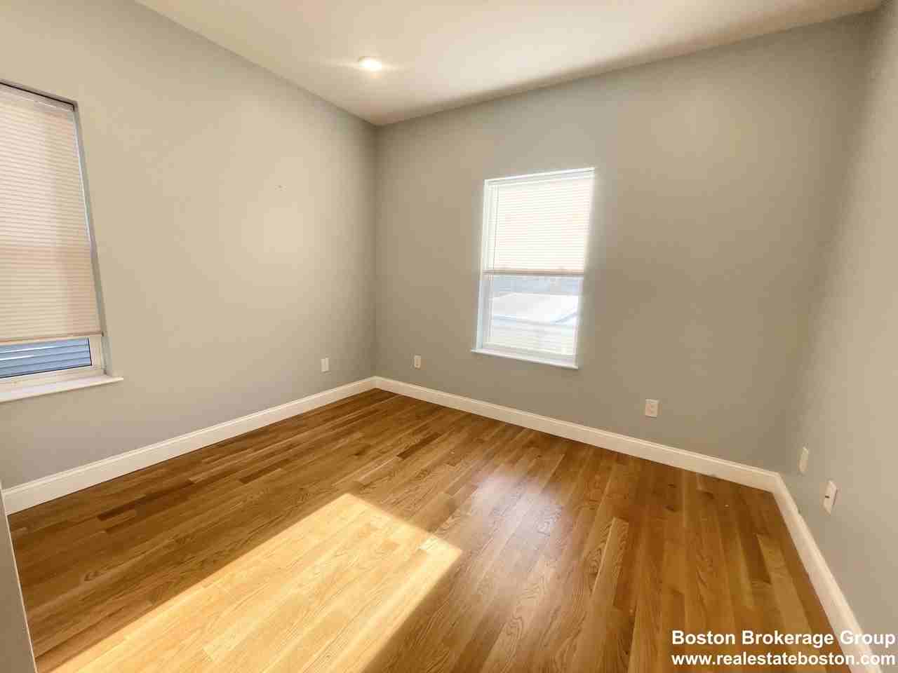 65 Burrell St #2 - Photo 7 of 11