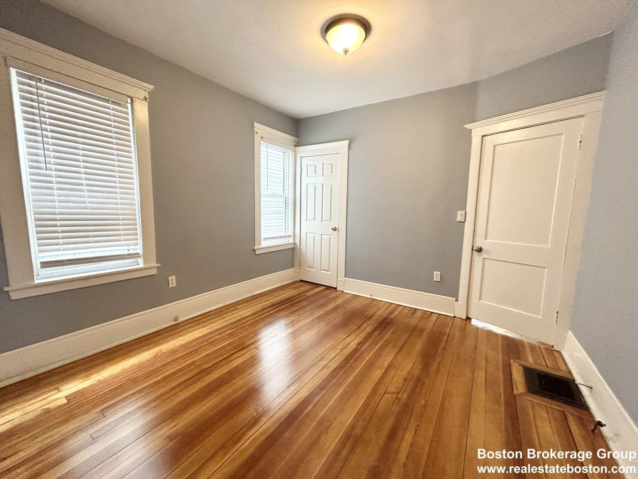 20 Dawes St #1 - Photo 5 of 9