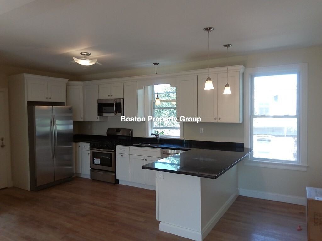42 Millmont St #3 - Photo 5 of 11