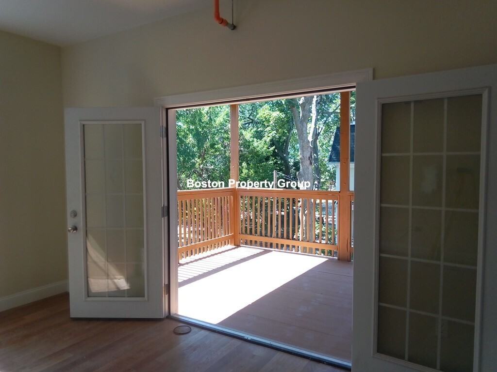 42 Millmont St #3 - Photo 6 of 11