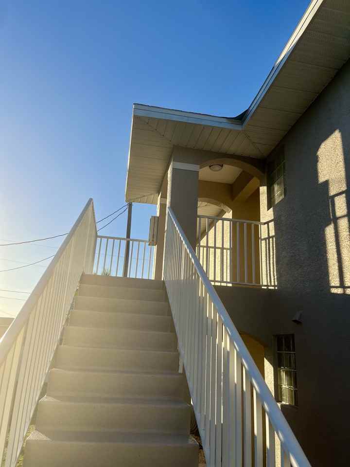 4704 Skyline Blvd #6