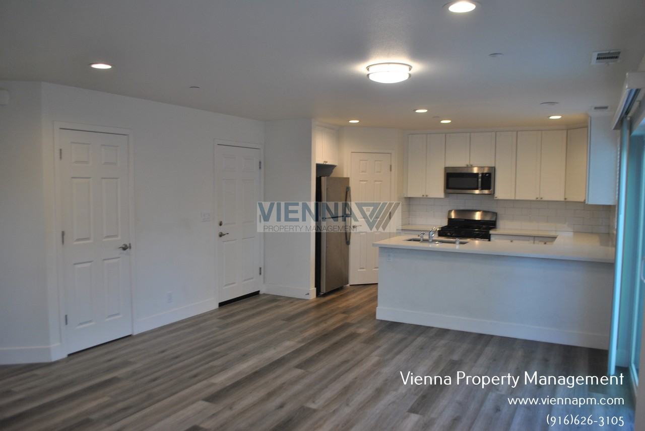 4830 Morgera Ln - Photo 3 of 20