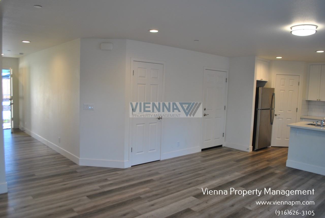 4830 Morgera Ln - Photo 4 of 20