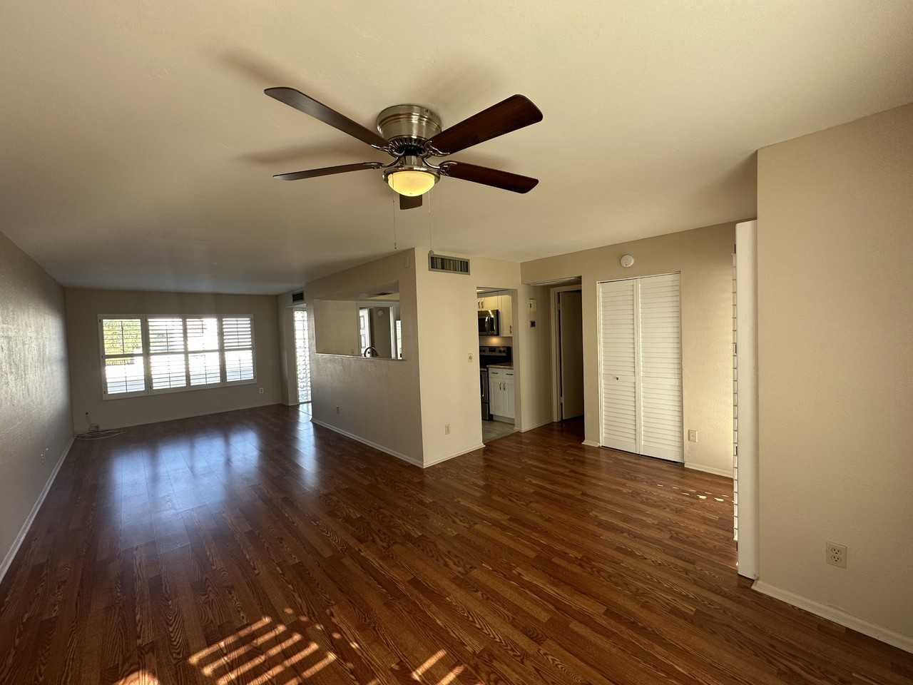 1113 E Villa Rita Dr - Photo 7 of 31