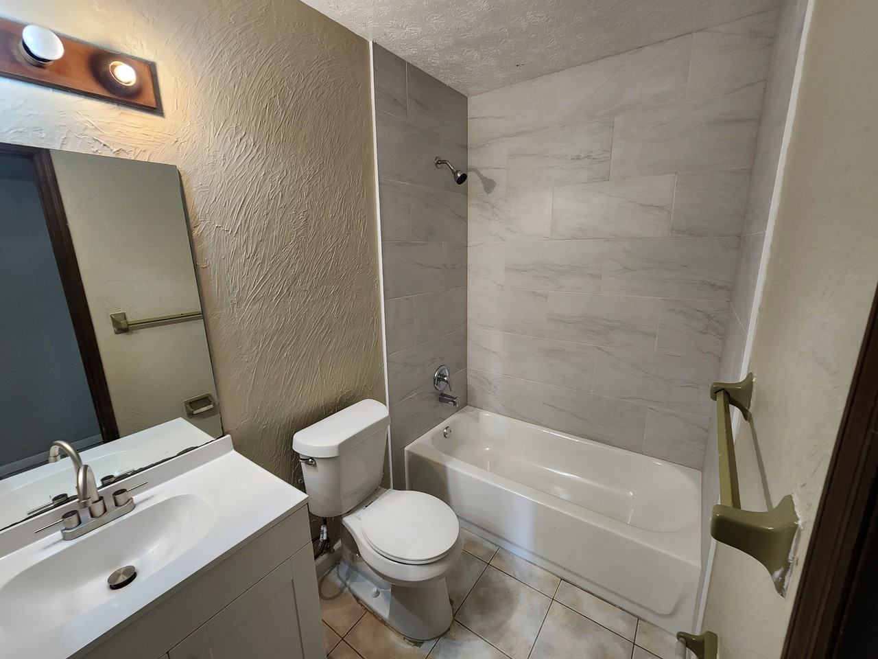 1208 Windy Ridge Drive - Photo 5 of 12