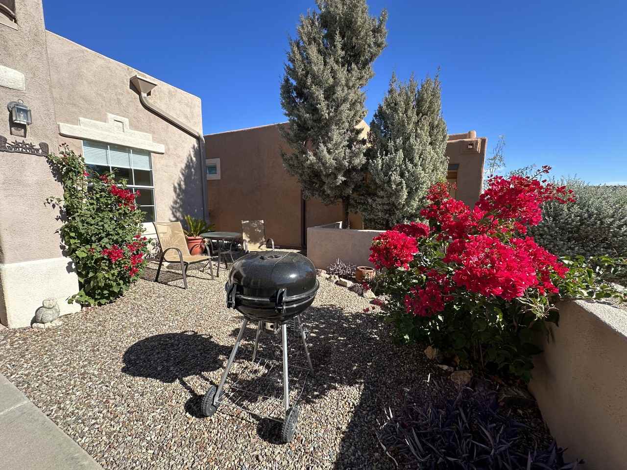 1260 W Calle De Sotelo - Photo 4 of 20