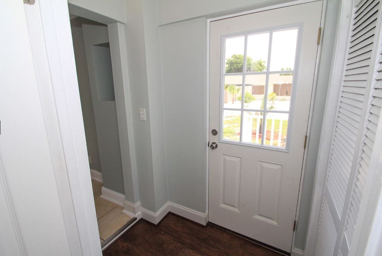 516 Lantana St - Photo 2 of 12