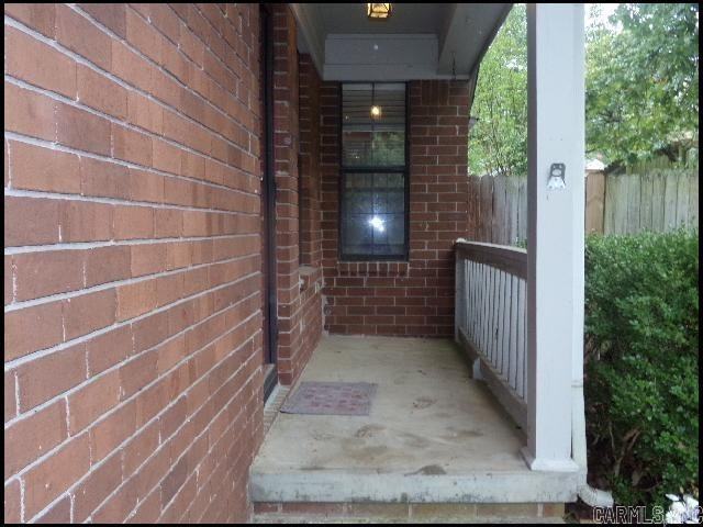 16 Woodlore Cir - Photo 2 of 22