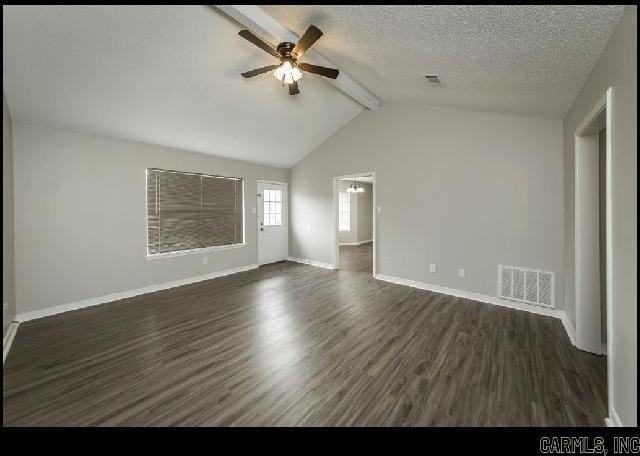 21 Matthews Ln - Photo 3 of 22