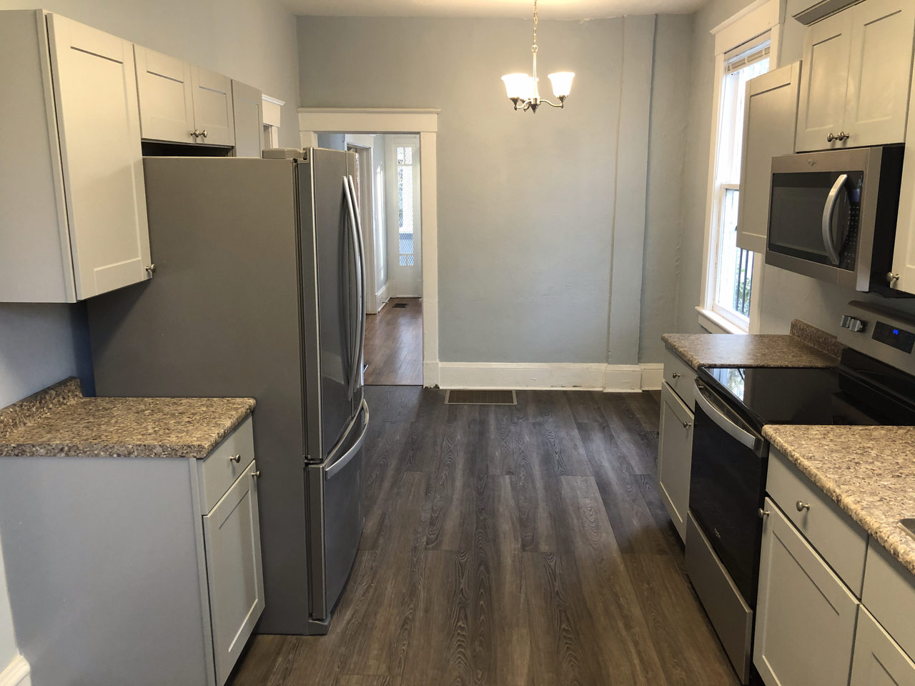 532 532 East Park AvenueRoom 4 #4UNIT205 - Photo 6 of 7