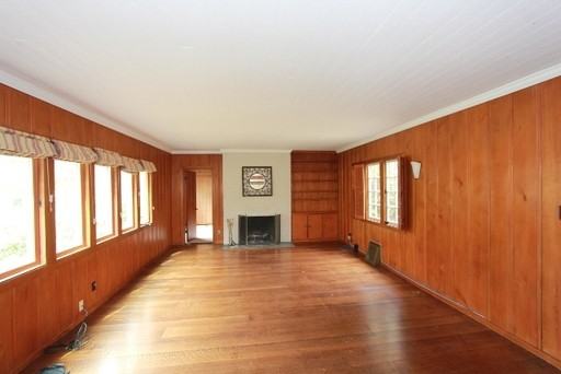 2827 Shasta Rd - Photo 2 of 16