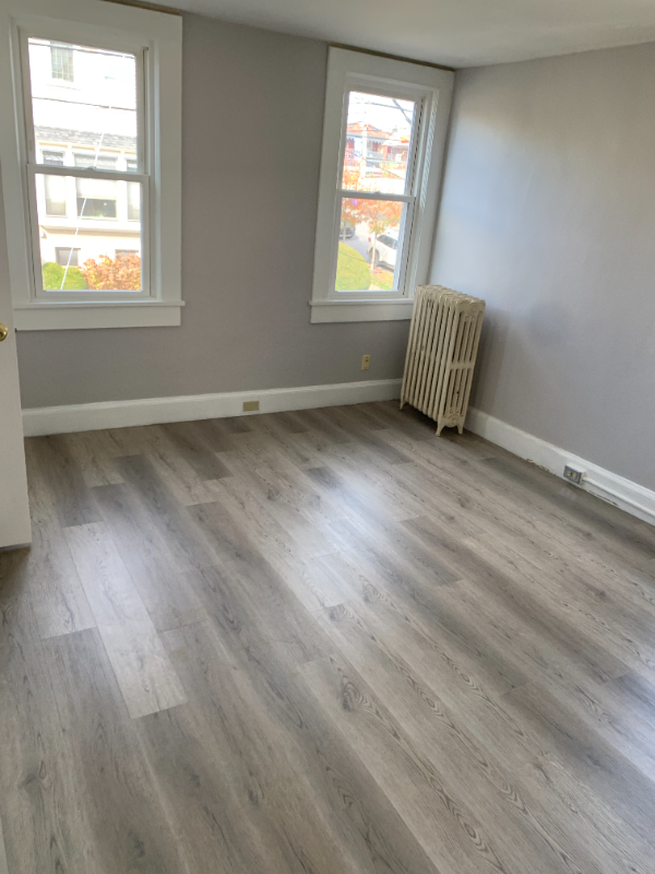 966 Ridge Ave 2nd Fl - Photo 6 of 9