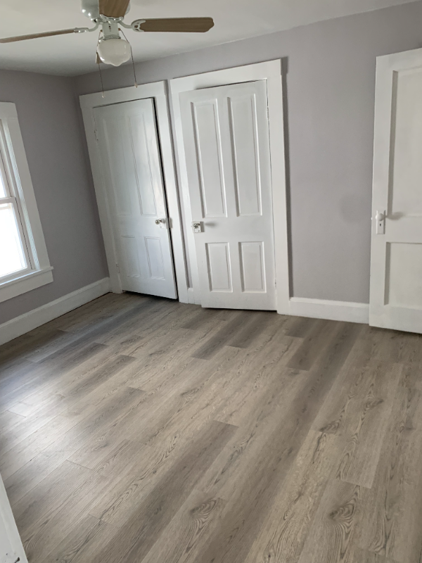 966 Ridge Ave 2nd Fl - Photo 7 of 9