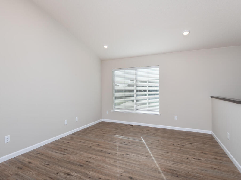 956 Forest Edge Cir - Photo 2 of 19