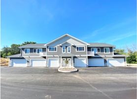 featured image of 210 S 6th St #4