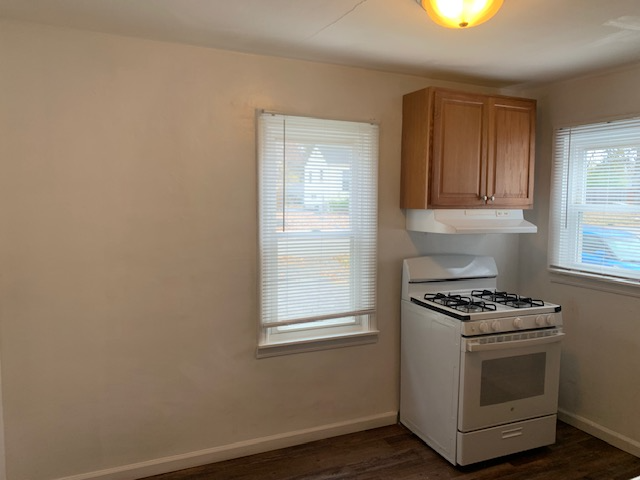 3218 W Milton Ave - Photo 3 of 12