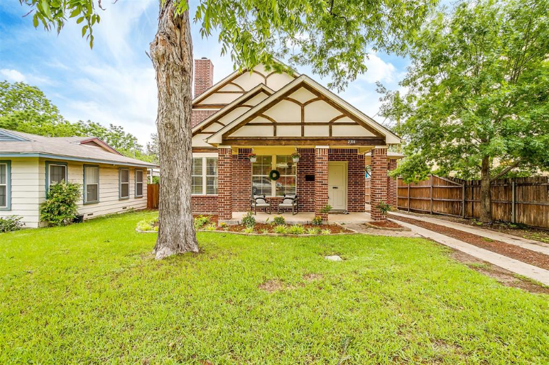 2314 W Rosedale St, Fort Worth, TX 76110 3 Bedroom House for 2,900
