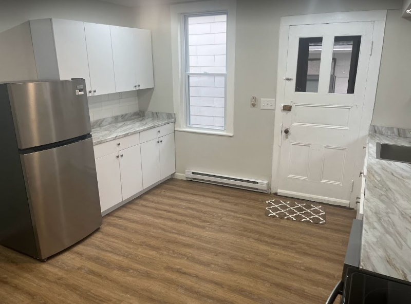 813 Eynon St #1 - Photo 3 of 15