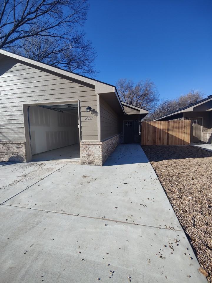 2333 N Burns Ave NA, Wichita, KS 67204 3 Bedroom House for 1,295