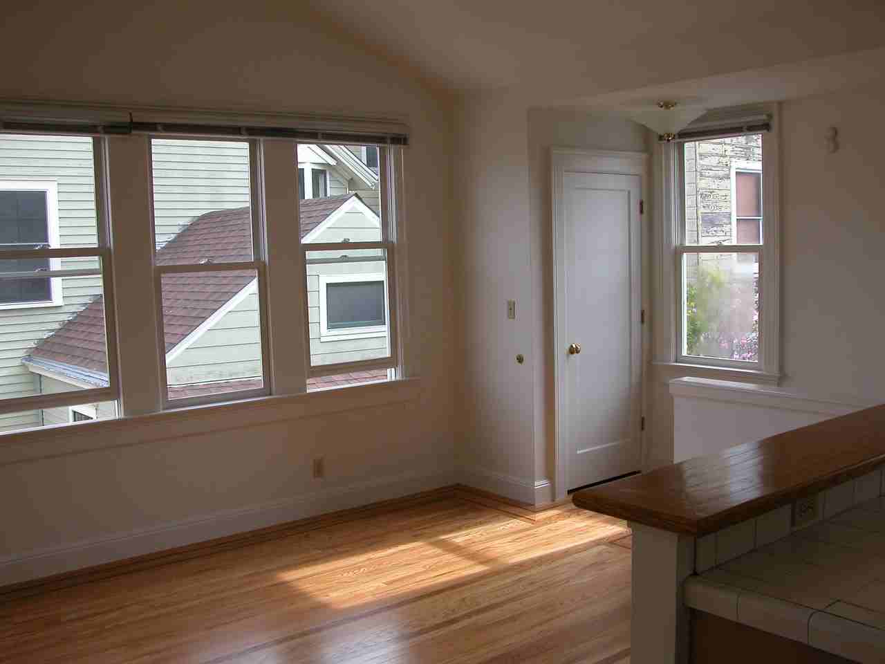 680 Shotwell Street - Photo 3 of 18