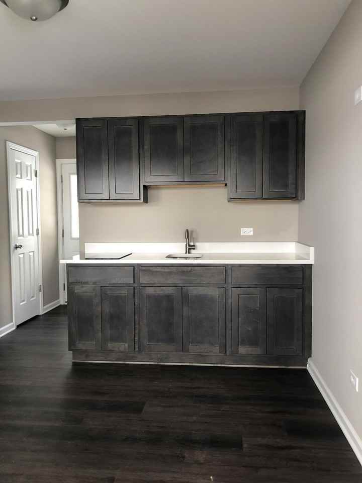 1590 Main St #1 - Photo 4 of 15