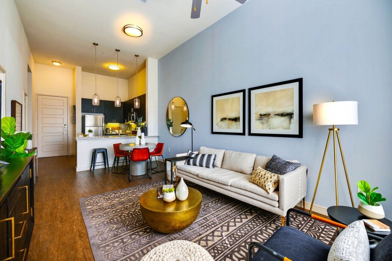 South Side Flats - Photo 4 of 40