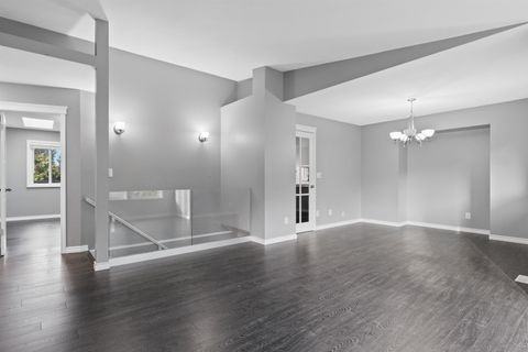 15311 28 Avenue - Photo 3 of 18