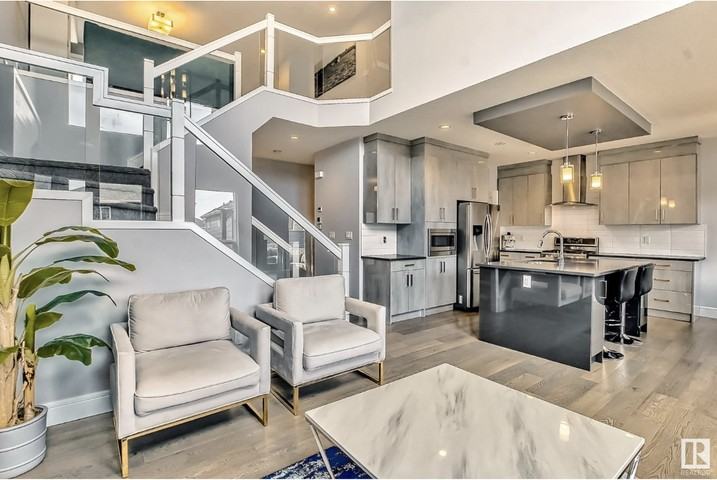 3858 3858 Robins Crescent - Photo 3 of 18