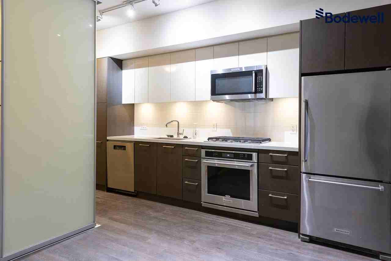 Canvas - Photo 2 of 17