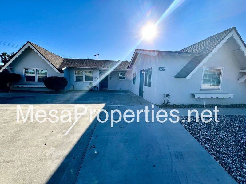 3662 Chateau Ct - Photo 3 of 10