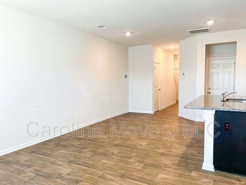 436 Sea Grit Court - Photo 2 of 15