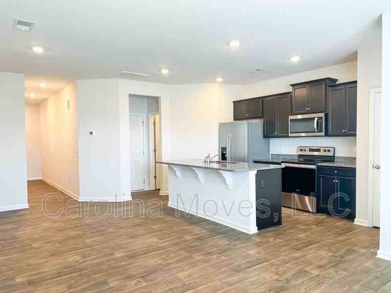 436 Sea Grit Court - Photo 3 of 15