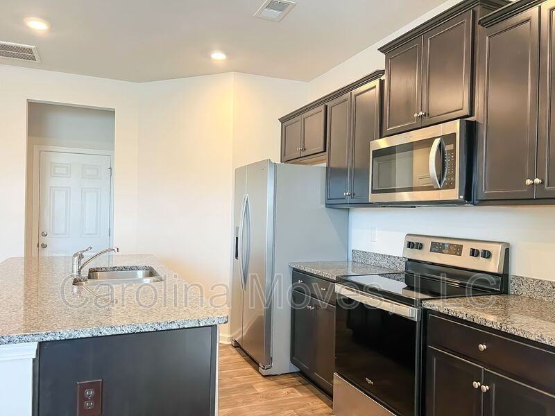 436 Sea Grit Court - Photo 5 of 15