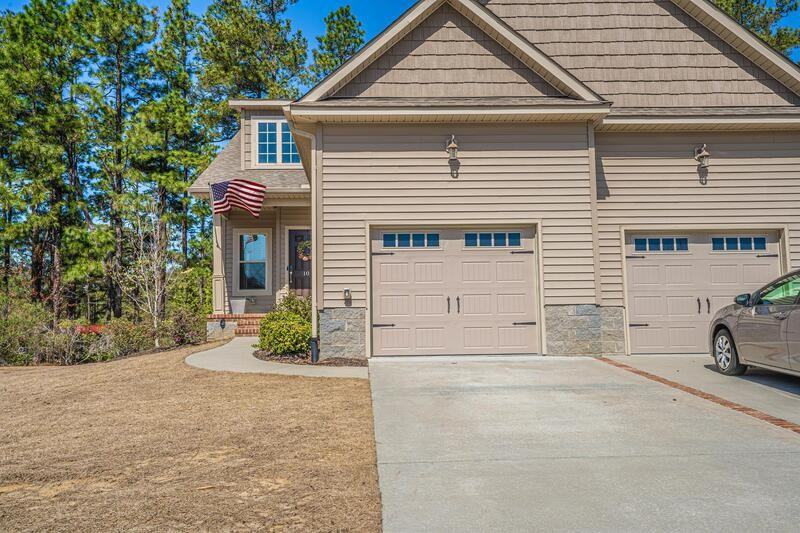 10 Cypress Cir - Photo 2 of 28