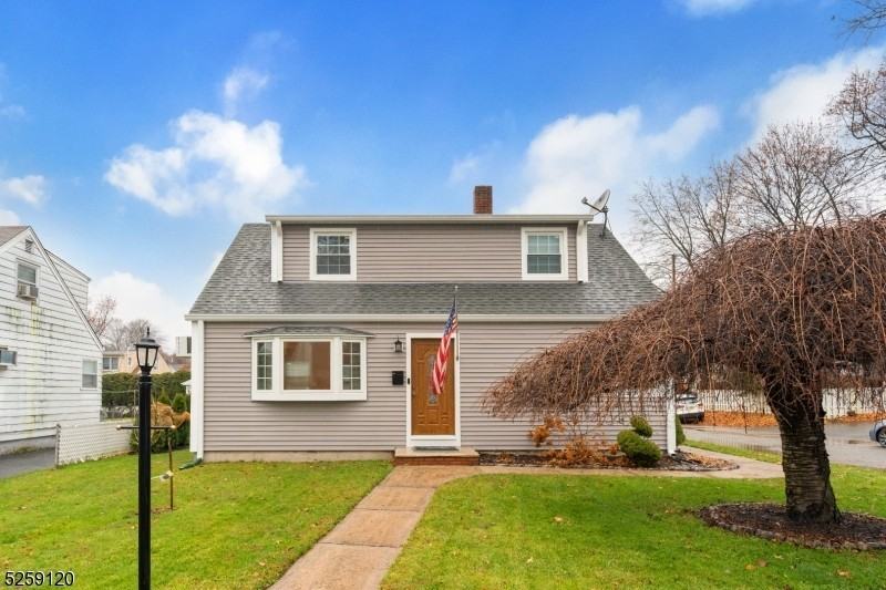 819 Colfax Ave, Pompton Lakes, NJ 07442, USA 2 unit Rentals Zumper